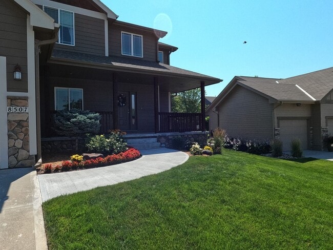 8507 S 106th St in La Vista, NE - Building Photo - Building Photo