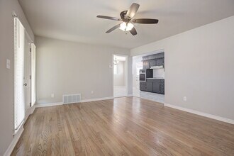 1520 Brookdale Dr in Del City, OK - Building Photo - Building Photo