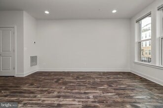 14583 Lakestone Dr in Chantilly, VA - Building Photo - Building Photo