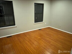 269 Bromley Pl in East Brunswick, NJ - Building Photo - Building Photo