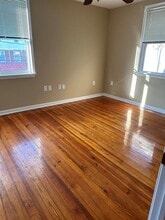 11 N Warner Ave in Bryn Mawr, PA - Foto de edificio - Building Photo