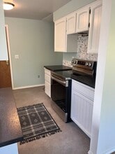 343 NE 63rd Ave in Portland, OR - Foto de edificio - Building Photo