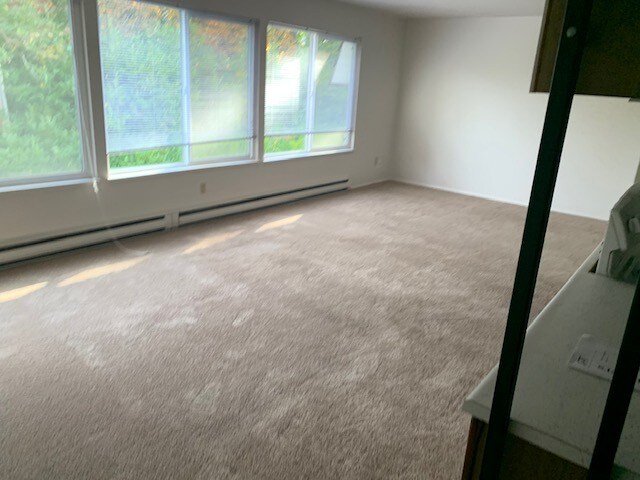 133 SW Normandy Rd in Normandy Park, WA - Building Photo