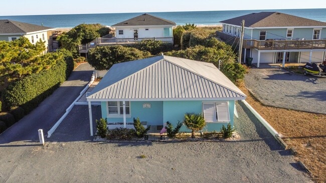 213 S Anderson Blvd in Topsail Beach, NC - Building Photo - Building Photo