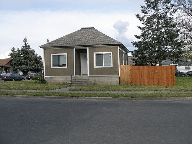 5522 N Regal St in Spokane, WA - Building Photo - Building Photo