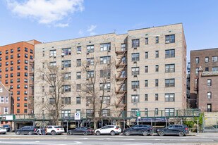 3184 Grand Concourse in Bronx, NY - Building Photo