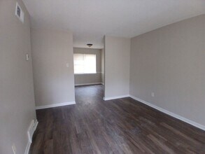 3756 Skylark Dr in Memphis, TN - Building Photo - Building Photo