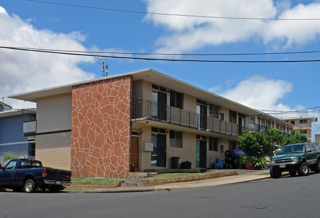 94-114 Pupupuhi St in Waipahu, HI - Foto de edificio - Building Photo