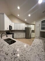 1172 Sandy Rdg Dr in Sarver, PA - Building Photo