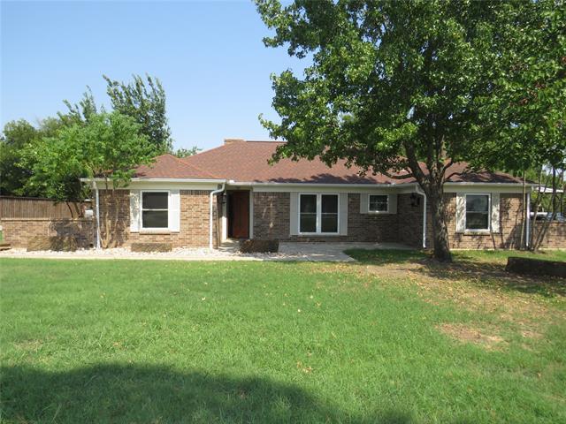 3316 Darby Ln in Denton, TX - Building Photo
