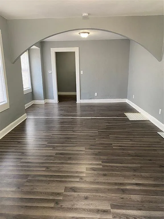 property at 429 N Tibbs Ave