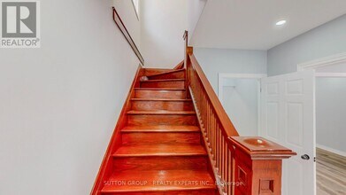 4357 Seneca St in Niagara Falls, ON - Building Photo - Building Photo