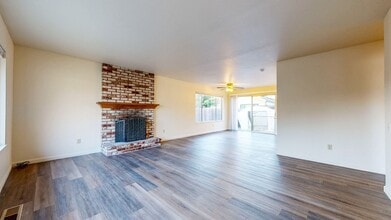 8836 Lancaster Dr in Rohnert Park, CA - Building Photo - Building Photo