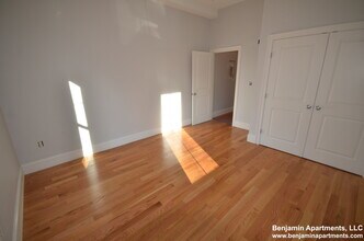 21 Murdock St, Unit 5 in Boston, MA - Building Photo - Building Photo
