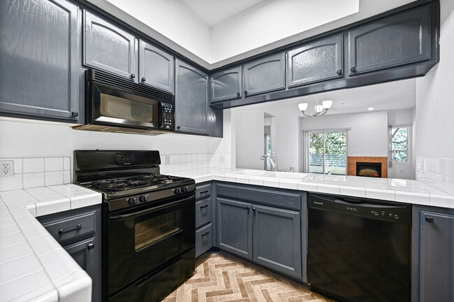 property at 4620 Vista Del Monte Ave