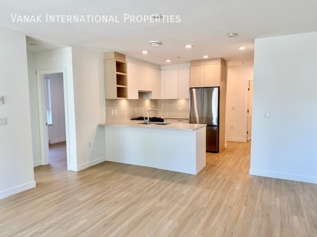 property at 723 Grover Ave