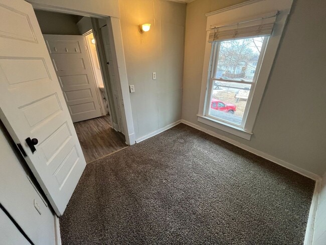 910 N 9th St Rd in Lafayette, IN - Foto de edificio - Building Photo