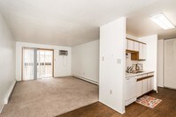 Columbia West Apartment Community photo'