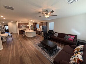 228 Regatta Trl in Leander, TX - Building Photo - Building Photo