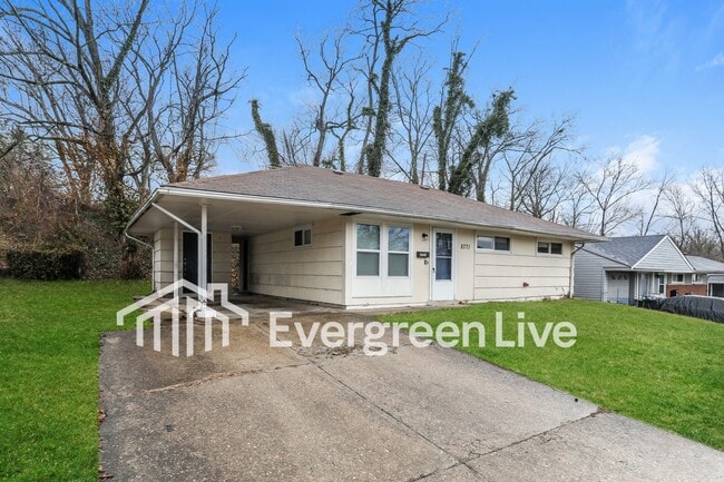 8771 Desoto Dr in Cincinnati, OH - Building Photo - Building Photo