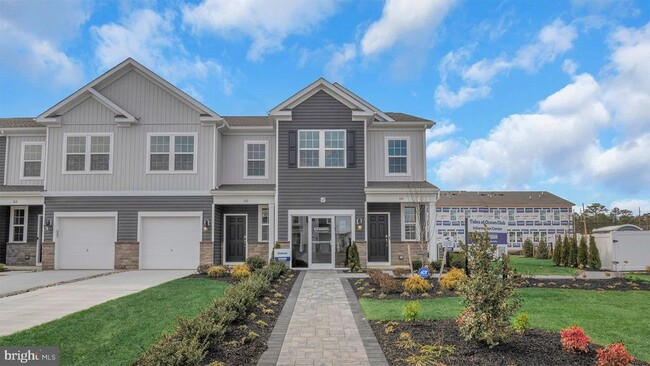 property at 200 HERMOSA Dr