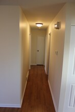 10S433 Echo Ln, Unit 1 in Willowbrook, IL - Building Photo - Building Photo