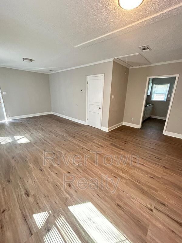 property at 2144 Henry Cir