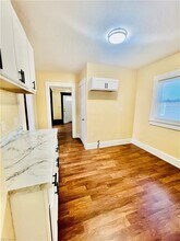 2318 Indiana Way NE in Canton, OH - Building Photo - Building Photo