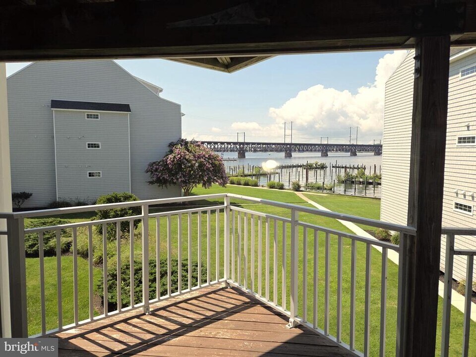 12 Owens Landing Ct in Perryville, MD - Building Photo