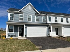 212 Addison Ct in Blacksburg, VA - Building Photo