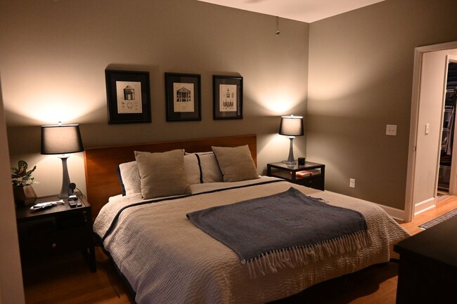 2921 Lenox Rd NE in Atlanta, GA - Building Photo - Building Photo