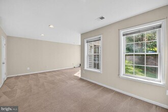 1515 Shields Terrace NE in Leesburg, VA - Building Photo - Building Photo