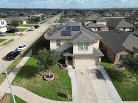 8003 Ecru Ln in Rosharon, TX - Building Photo