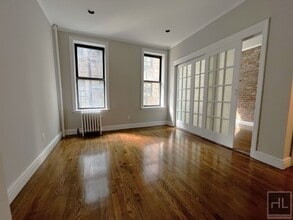 Renovated Gramercy Residence with Open Kit in New York, NY - Building Photo - Building Photo