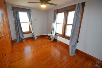 207 Park Ave-Unit -2nd Floor in Harrison, OH - Building Photo - Building Photo