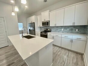 6809 Montana St in Austin, TX - Building Photo - Building Photo