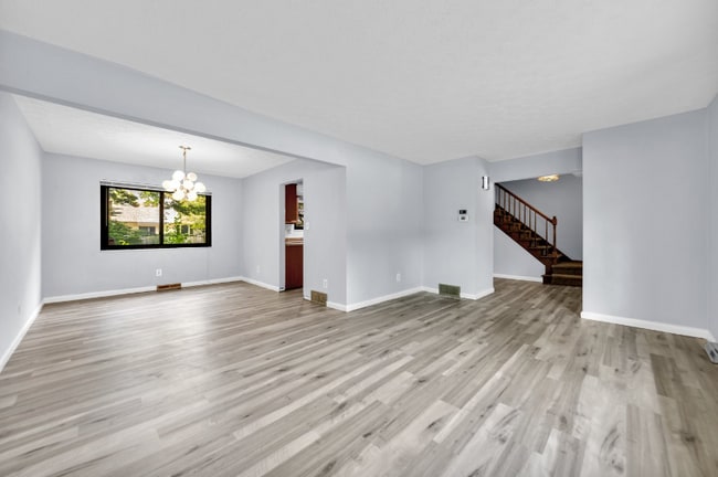 7095 White Butterfly Ln in Reynoldsburg, OH - Building Photo - Building Photo
