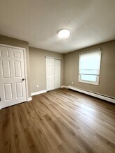 343 Kelly Ave in Brick, NJ - Building Photo - Building Photo