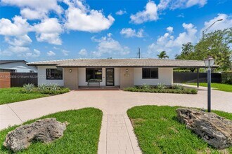 9140 SW 45th Terrace in Miami, FL - Building Photo - Building Photo
