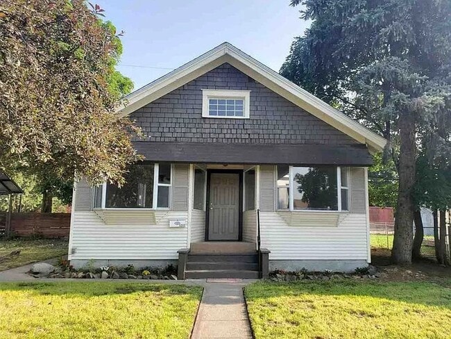 property at 1217 E Indiana Ave