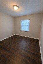 5306 E 10th St in Indianapolis, IN - Building Photo - Building Photo