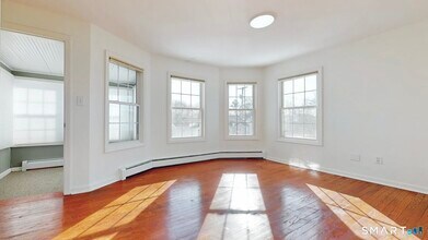 108 Adams St in Stratford, CT - Building Photo - Building Photo