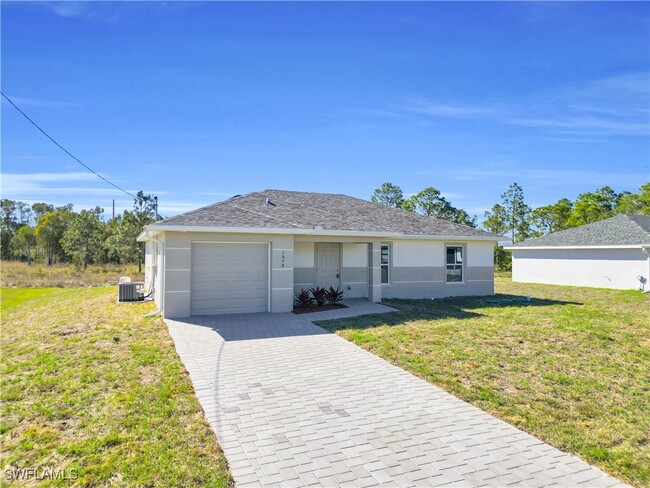 1078 Gunby Ave S in Lehigh Acres, FL - Building Photo - Building Photo