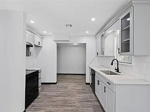 3207 NW 14th St in Oklahoma City, OK - Building Photo - Building Photo