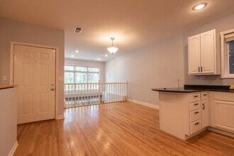 1508 W Erie St in Chicago, IL - Building Photo - Building Photo