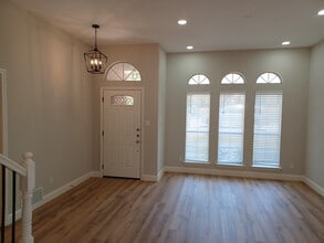 1118 Emily Ln in Carrollton, TX - Building Photo - Building Photo