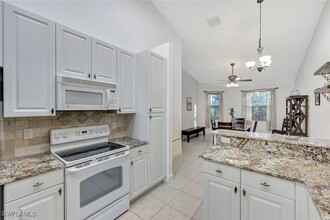 1355 Mariposa Cir in Naples, FL - Building Photo - Building Photo