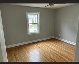 1736 Deerwood Ave in Louisville, KY - Building Photo - Building Photo