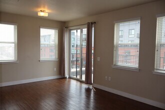 220 Willow St in Fort Collins, CO - Foto de edificio - Building Photo