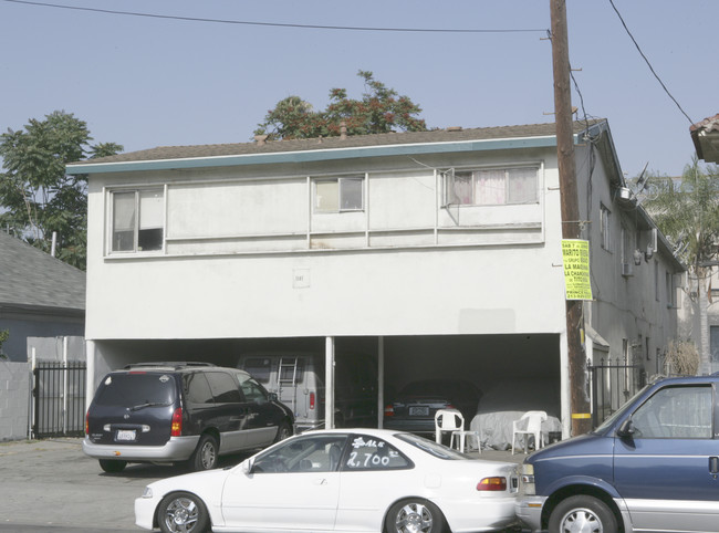 1107 S Normandie Ave in Los Angeles, CA - Building Photo - Building Photo